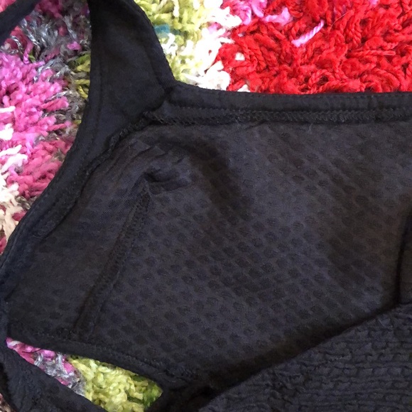 Sparkle & Fade black cutout crop tank top, M - Picture 6 of 8